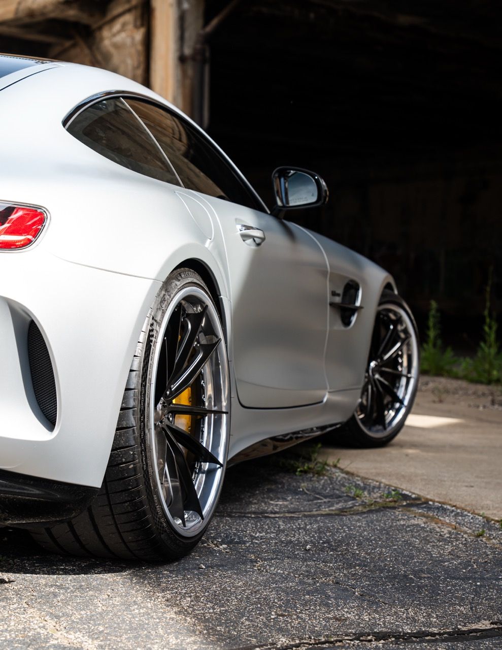 Mercedes-Benz AMG GTR with Motivo Forged CS-N custom wheels in frozen black face and gloss polished clear lip side view — view 36