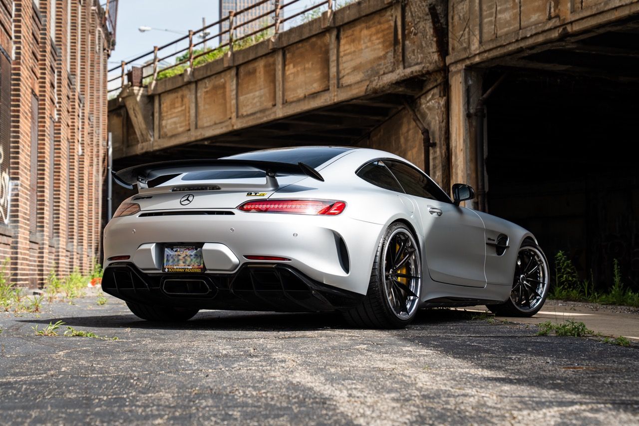 Mercedes-Benz AMG GTR with Motivo Forged CS-N custom wheels in frozen black face and gloss polished clear lip rear side view