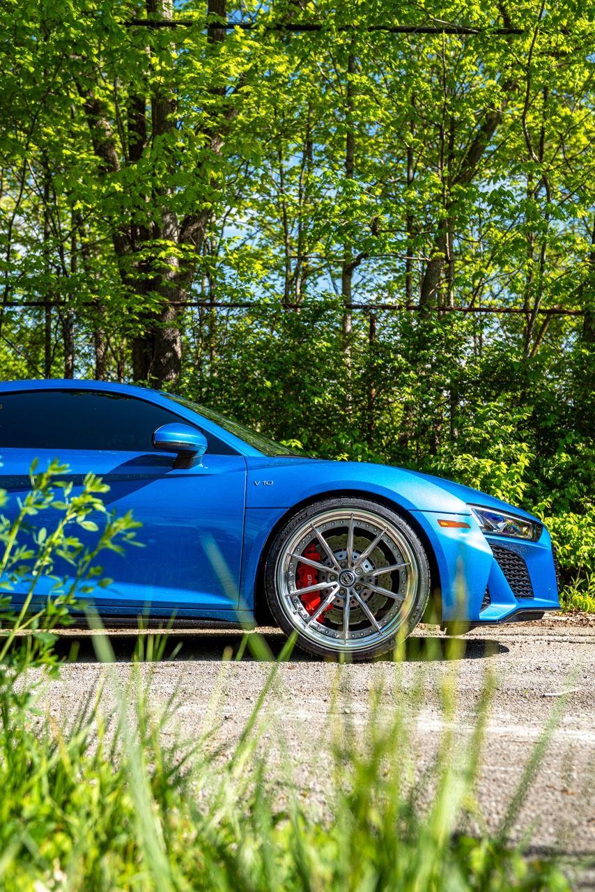 Gen 3 Audi R8 with Motivo Forged CS-M custom wheels in frozen brushed gunmetal face and gloss polished clear lip side view — view 8