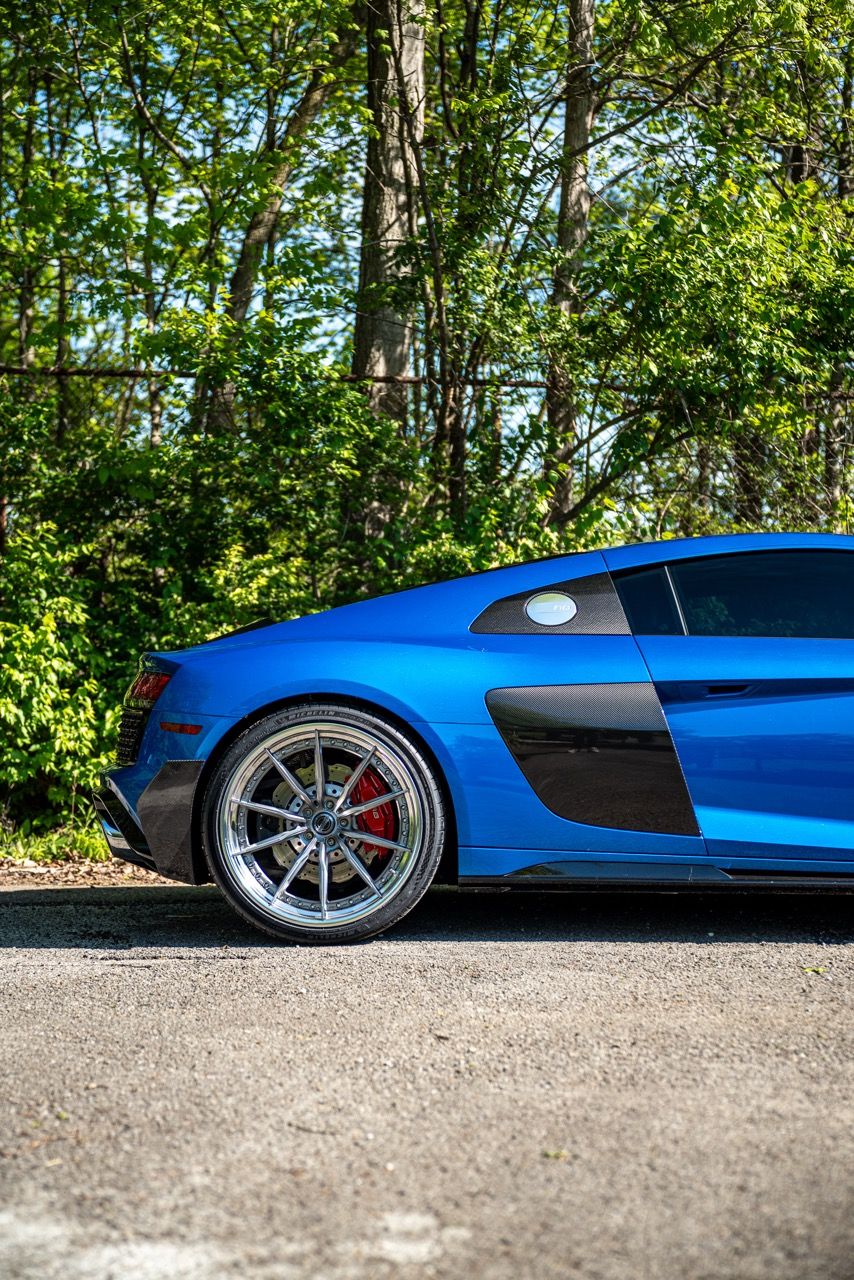 Gen 3 Audi R8 with Motivo Forged CS-M custom wheels in frozen brushed gunmetal face and gloss polished clear lip side view — view 7