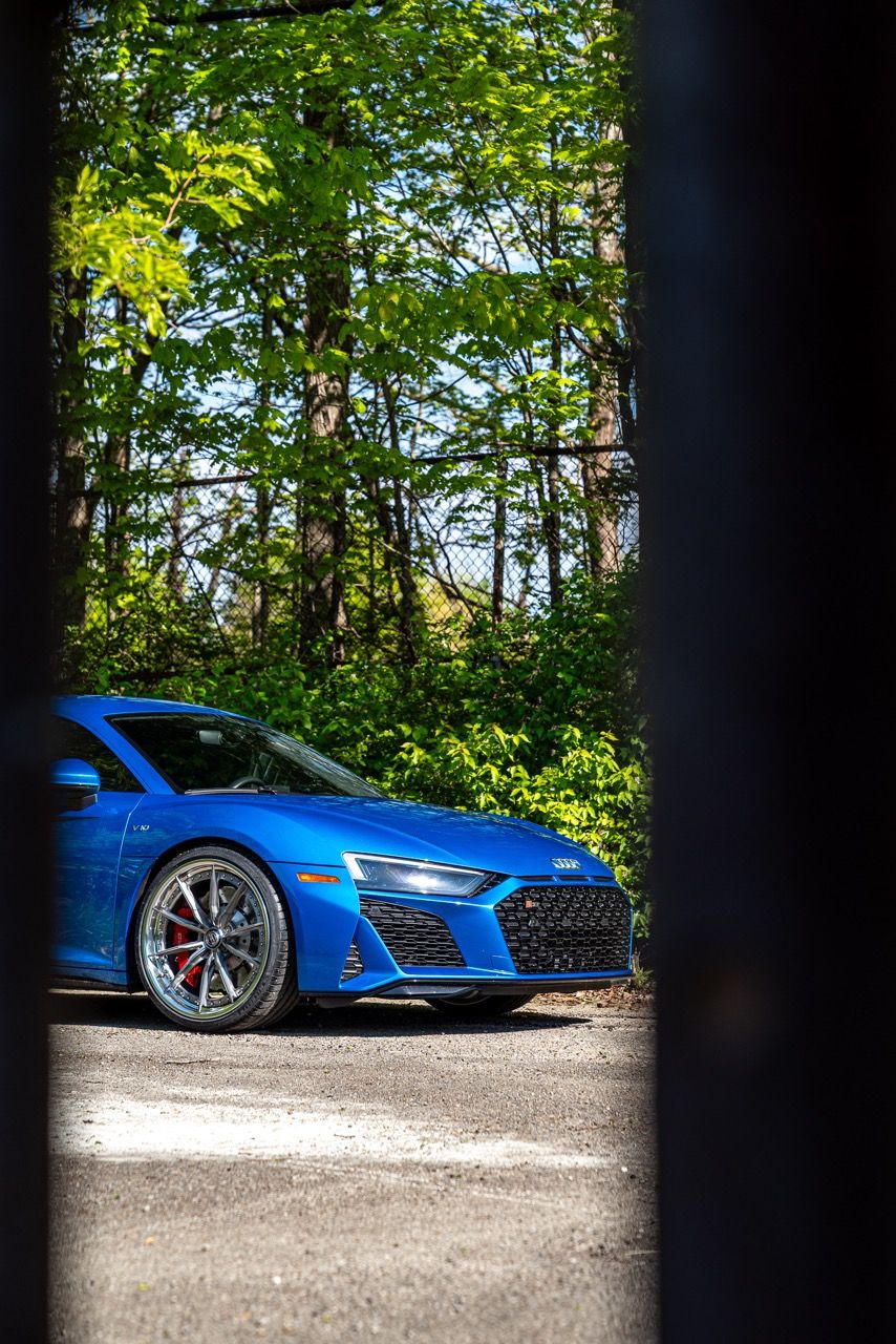 Gen 3 Audi R8 with Motivo Forged CS-M custom wheels in frozen brushed gunmetal face and gloss polished clear lip side view — view 4