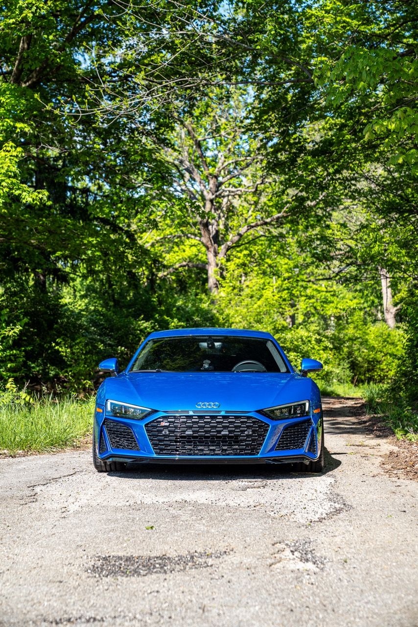 Gen 3 Audi R8 with Motivo Forged CS-M custom wheels in frozen brushed gunmetal face and gloss polished clear lip front view